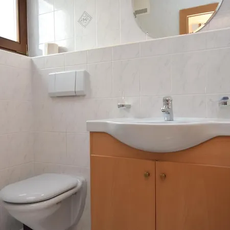 Aurturist Monguelfo Roulette Apartment Room photo
